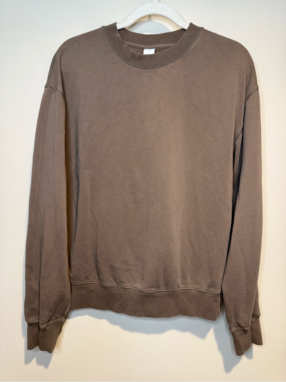 Kotn Women's Essential Sweatshirt